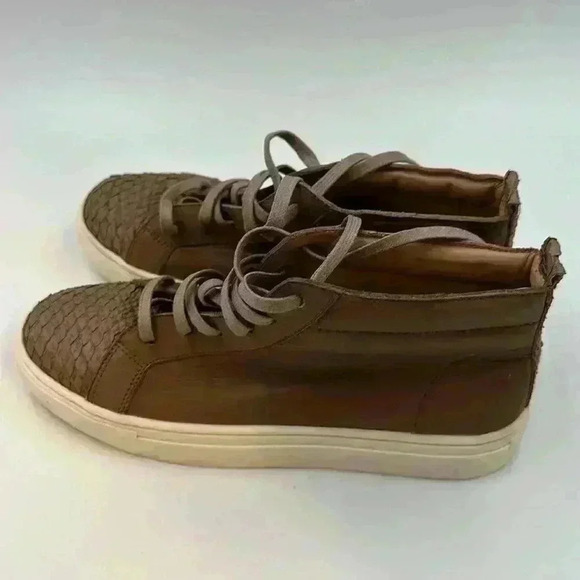 NWOT size 6 KAANAS high tops. Brown w/ snakeskin accent. - Picture 3 of 7